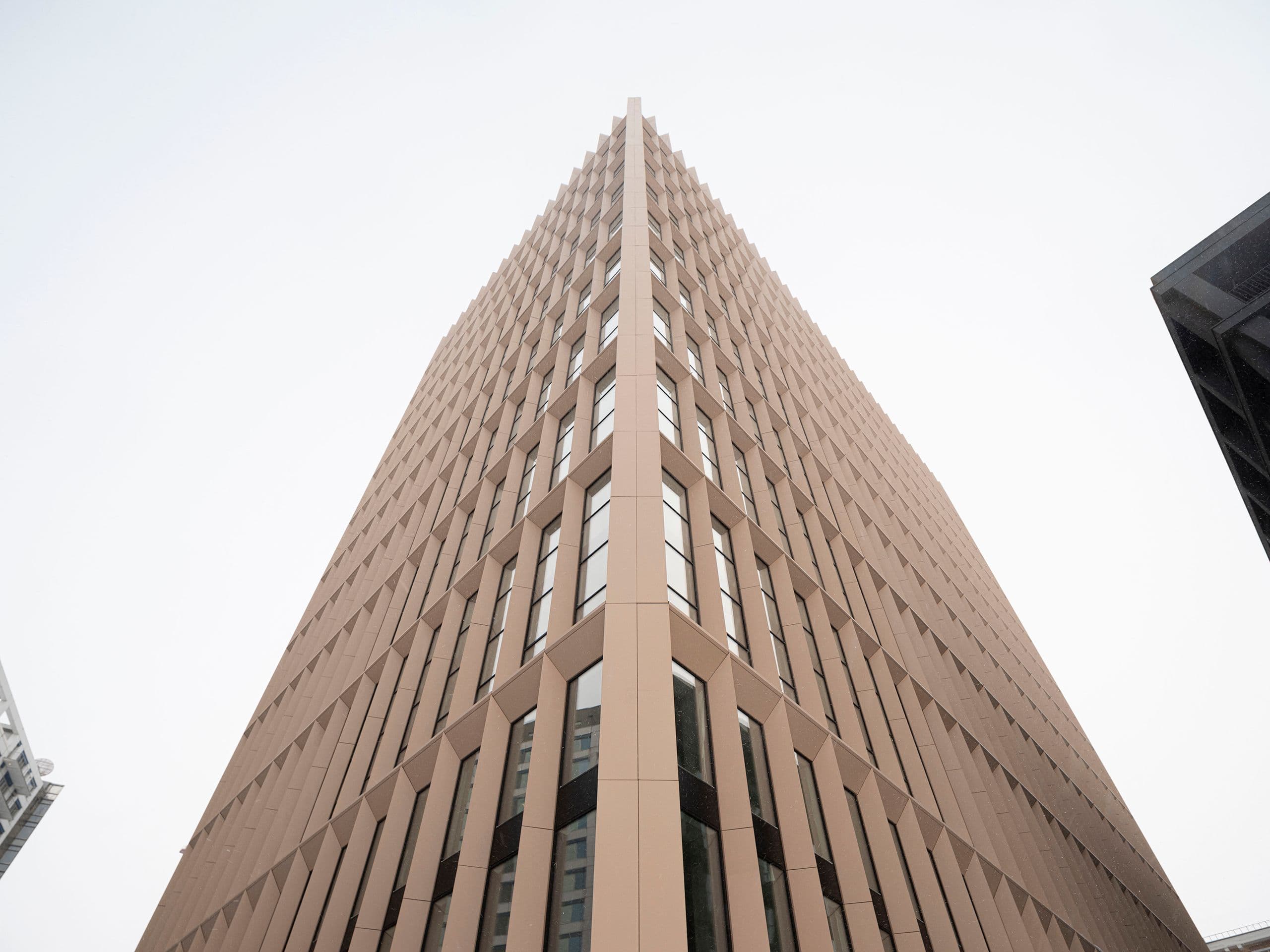 УК STONE Office завершила приемку второй очереди квартала STONE Towers